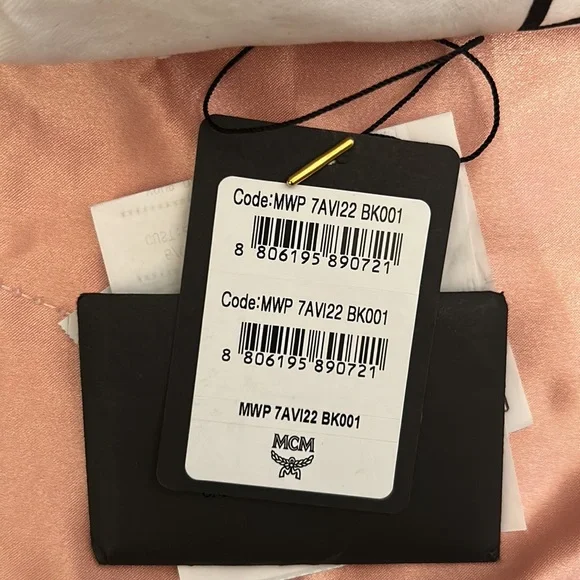 EC Authentic MCM Liz Tote - Picture 10 of 10